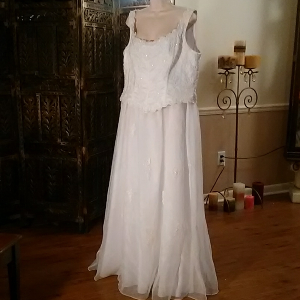 Aspeed wedding dress, size XXXL, white
